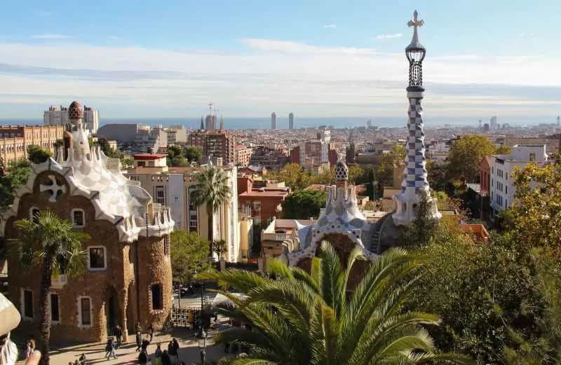 Czy jest bezpiecznie w Barcelonie? Oto co musisz wiedzieć o zagrożeniach