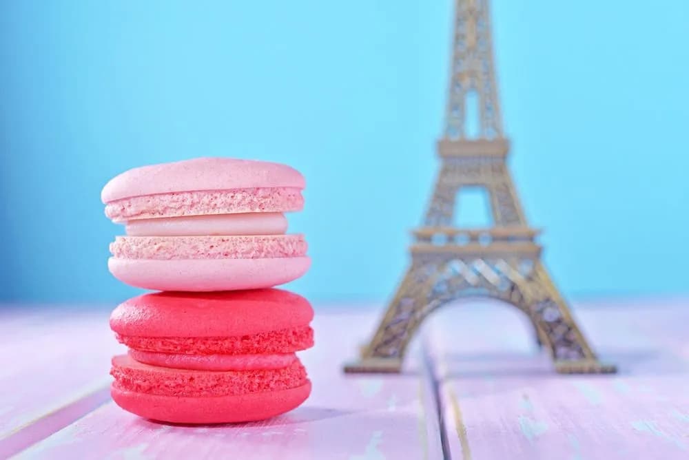 Co kupić w Paryżu? Najlepsze pamiątki i unikalne produkty, które musisz mieć