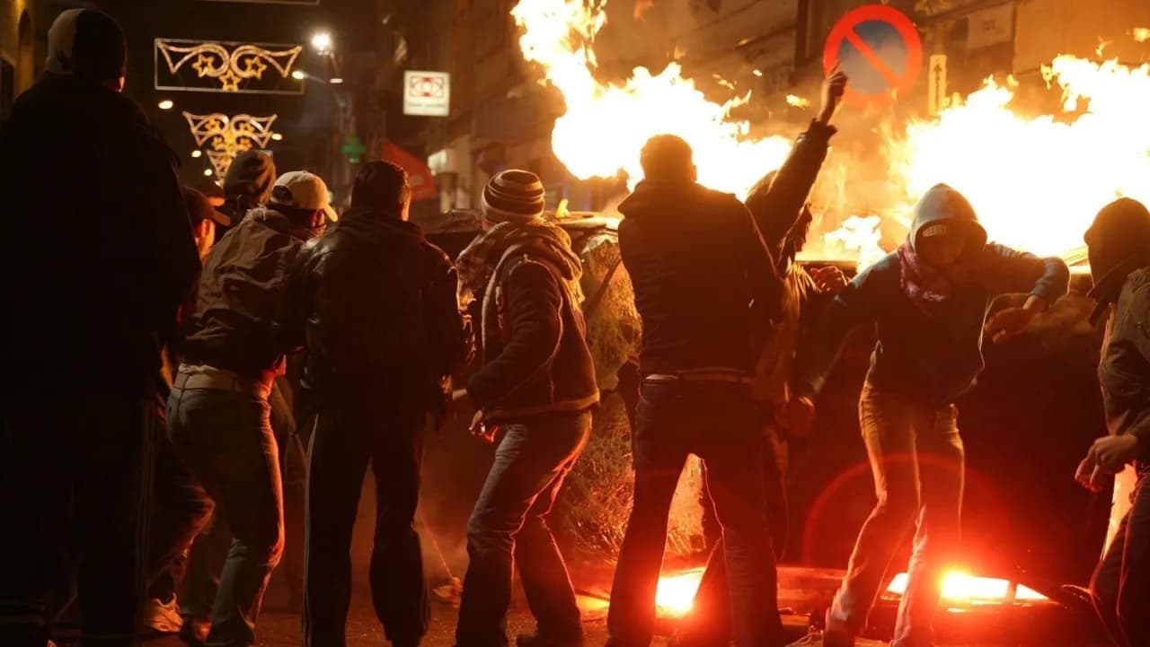 Czy Paryż płonie cda - Gdzie obejrzeć film online bez problemów?