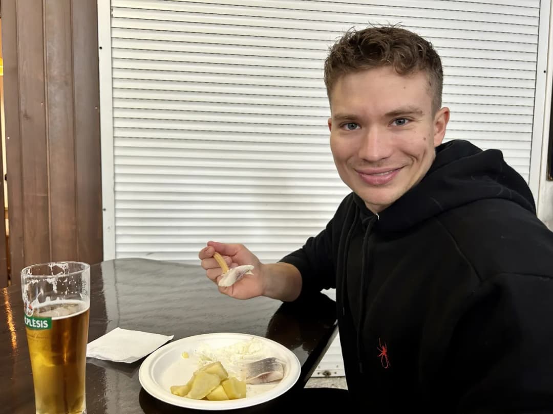 Gdzie zjeść w Rydze? Najlepsze miejsca na lokalne smaki i tanie jedzenie