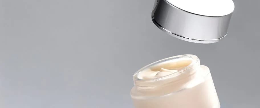 Znane francuskie marki kosmetyków: wybierz najlepsze dla siebie