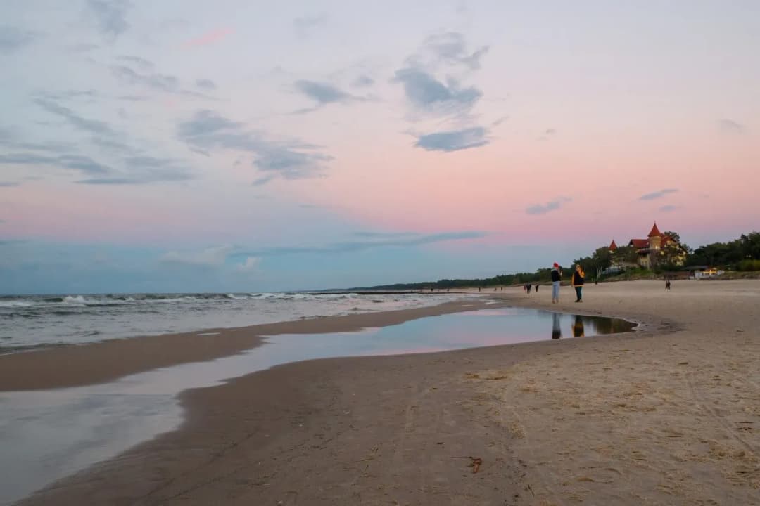 Łeba atrakcje turystyczne – odkryj niezwykłe miejsca na wakacje