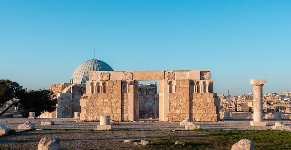 Czy w Jordanii jest bezpiecznie? Odkryj zagrożenia i zalecenia dla turystów