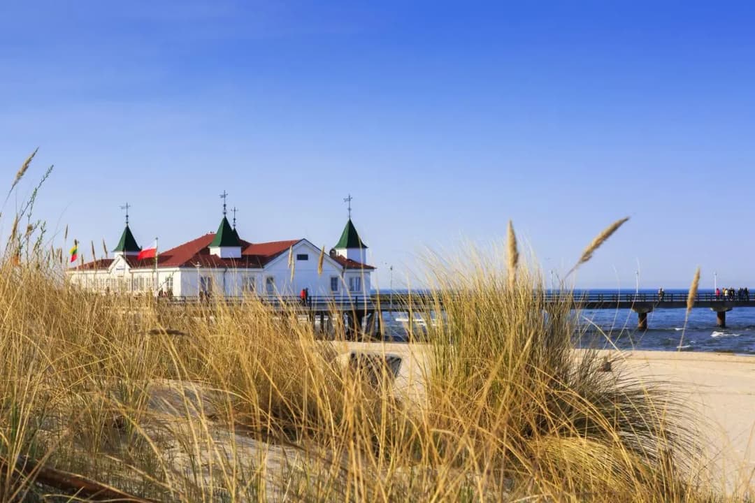 Ahlbeck atrakcje: Odkryj niezapomniane miejsca i tajemnice uzdrowiska