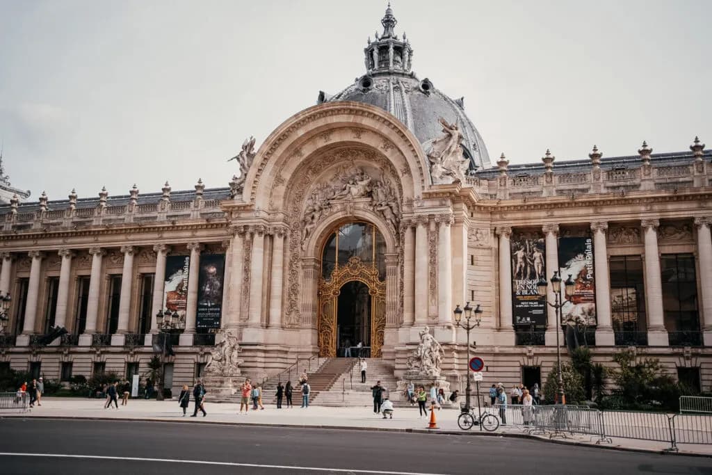 Ile jest kilometrów z Warszawy do Paryża - nie daj się zaskoczyć!