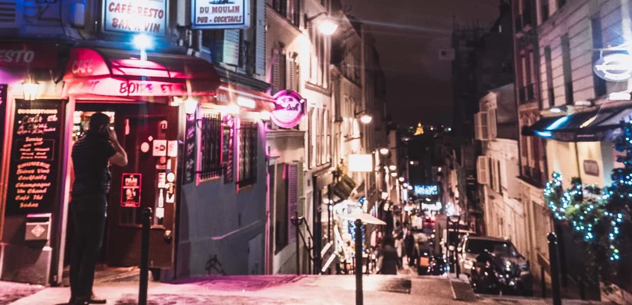 Paryż kiedy jechać: najlepsze miesiące na niezapomnianą podróż